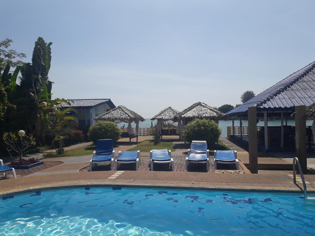 Hotel Fiji Palms Phuket Extérieur photo