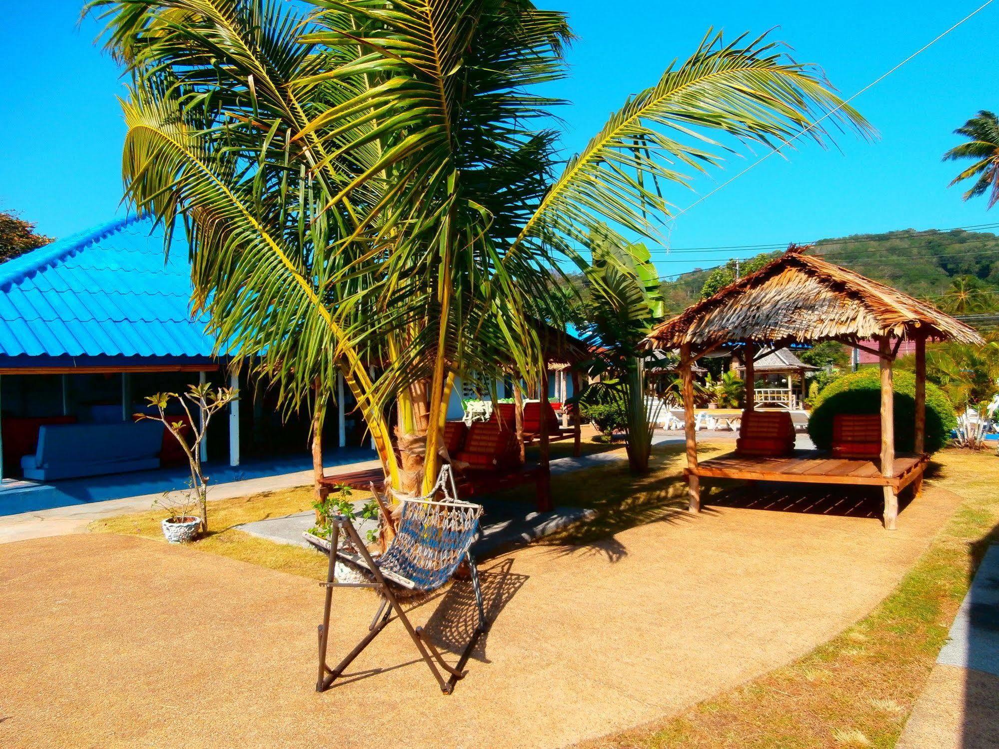 Hotel Fiji Palms Phuket Extérieur photo